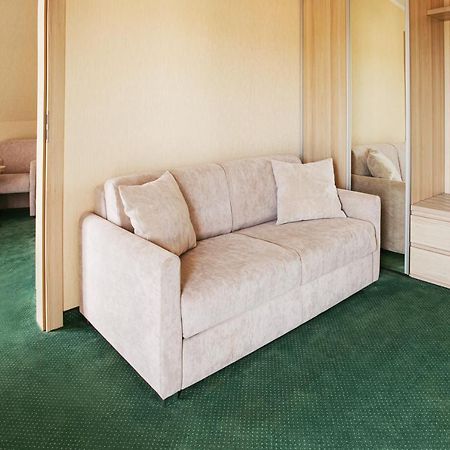 Villa Cannes 亚斯塔尔尼亚 外观 照片